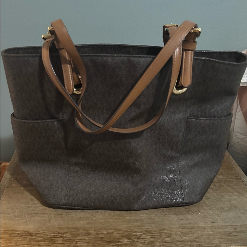 Elegant Brown Tote Bag